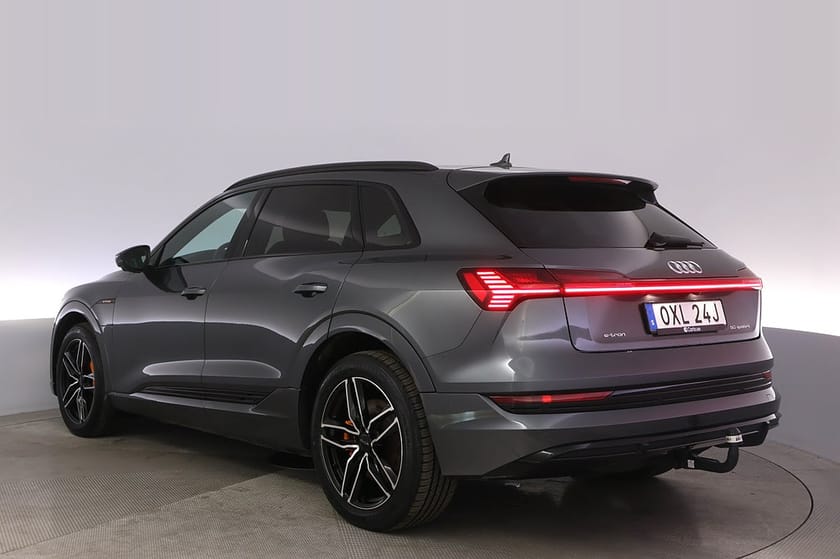Bild 4 av Audi e-tron 50 quattro S-line Adv. Pano B&O 360 Drag