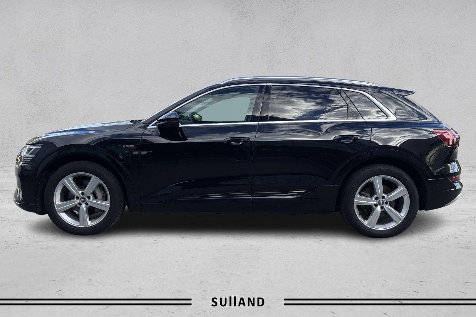 Thumnail bilde 1 av Audi e-tron 55 quattro