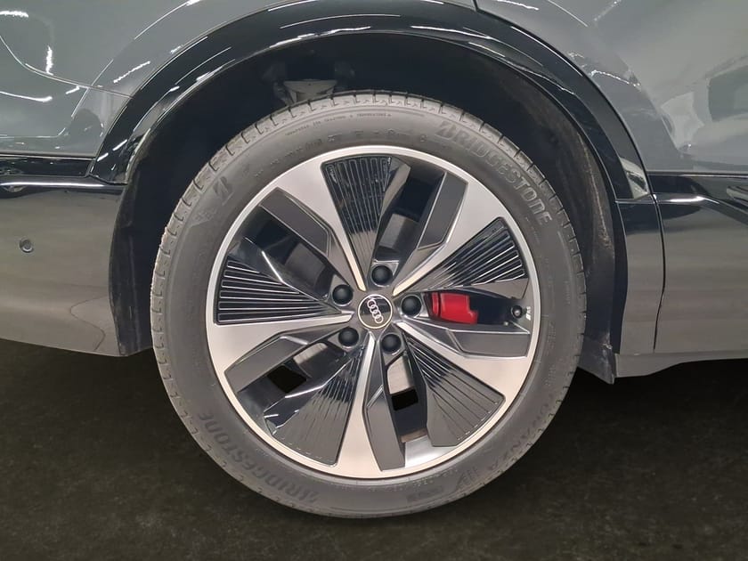 Bild 4 av Audi Q6 e-tron quattro S line selection