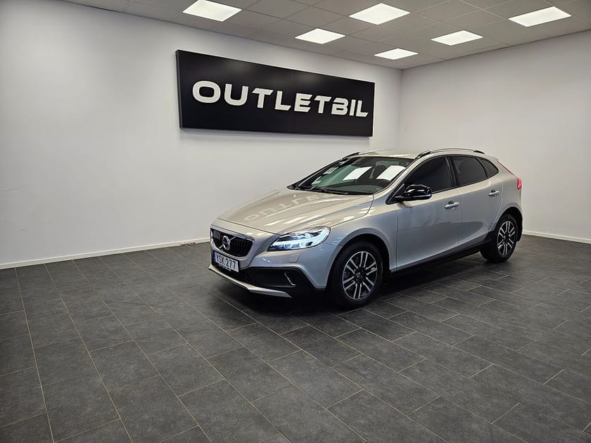 Bild 1 av Volvo V40 Cross Country D2 120hk Geartronic Momentum Värmare Navi Backkamera