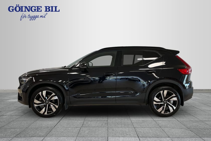 Bild 5 av Volvo XC40 B4 FWD Bensin Plus Dark/ Infällbart Drag/ Förarstöd