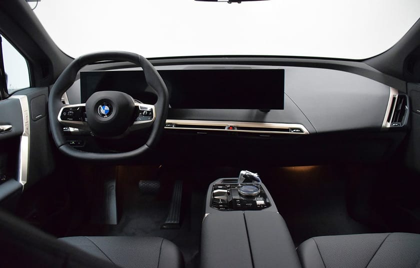 Bild 2 av BMW iX xDrive45 | Charged Edition | Comfort | HK