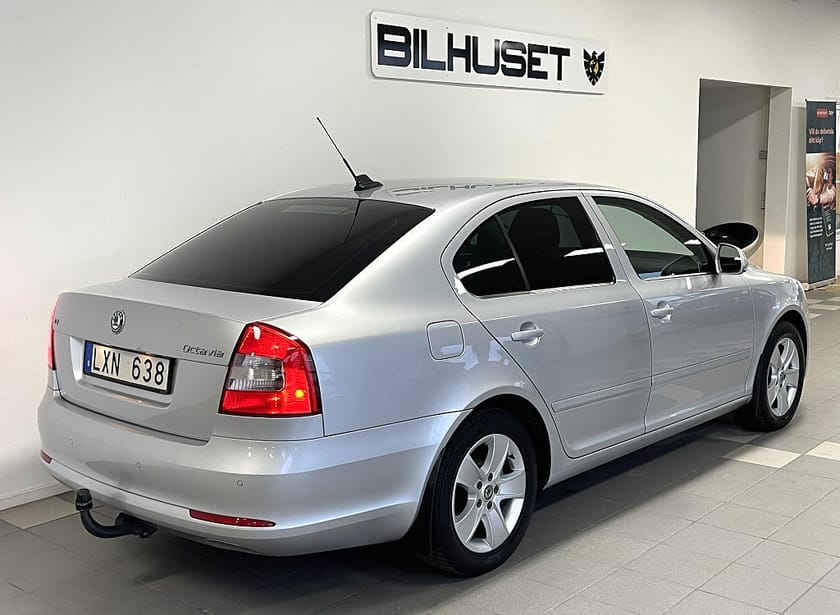 Bild 2 av Škoda Octavia Skoda 1.6 TDI SEDAN AMBIENTE D-VÄRMARE DRAG