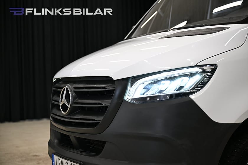 Bild 3 av Mercedes-Benz Sprinter 316 CDI Chassi Servicebil|Aluca-Inredning|Uppvärmt-skåp|Solceller