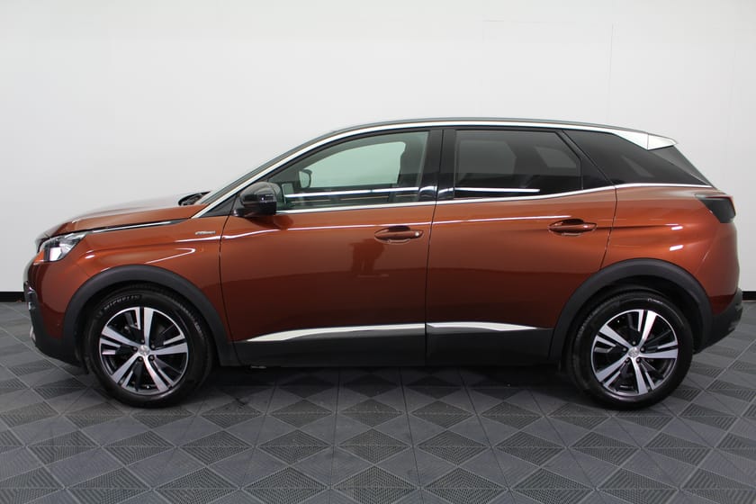 Bild 2 av Peugeot 3008 1.2 PureTech GT-LINE/ NY KAMREM/ LÅG SKATT