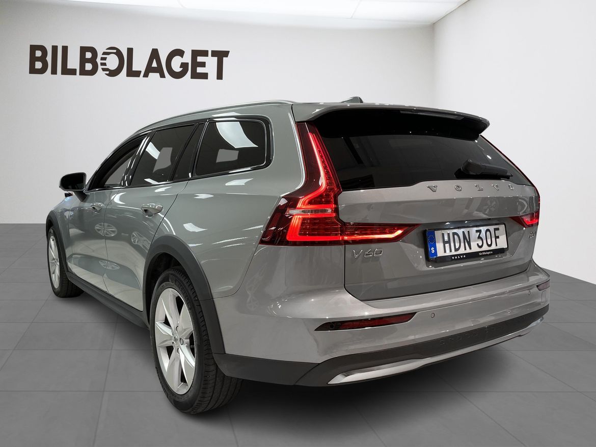 Volvo V60 2024 - miniatyr 3