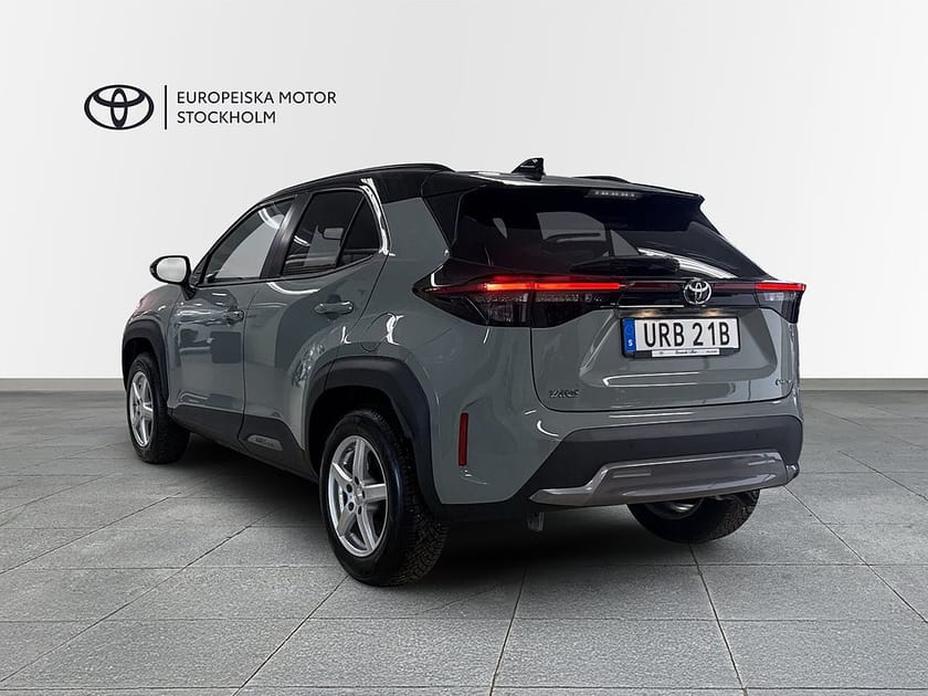 Bild 2 av Toyota Yaris Cross Hybrid 130 1,5 STYLE, BITONE / VINTERHJUL