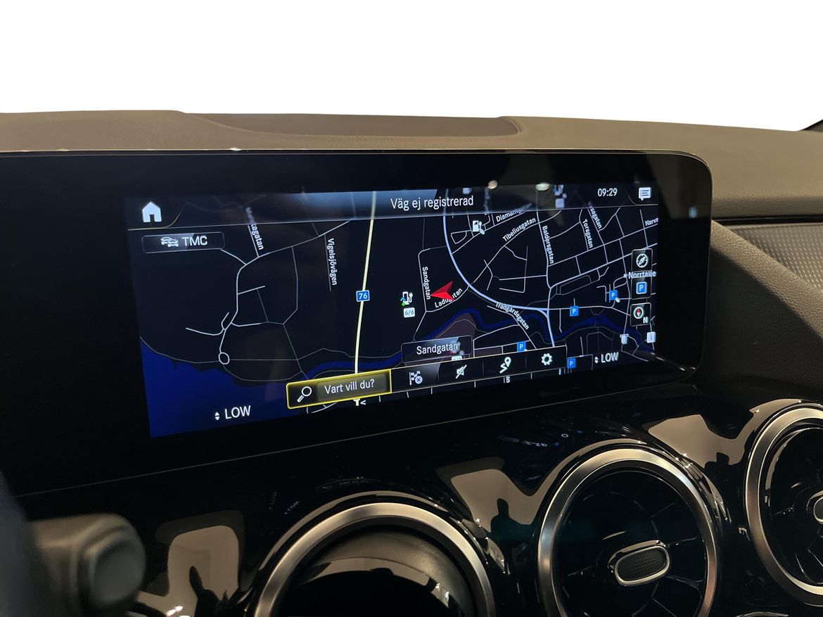 Mercedes-Benz GLA 2021 - miniatyr 20