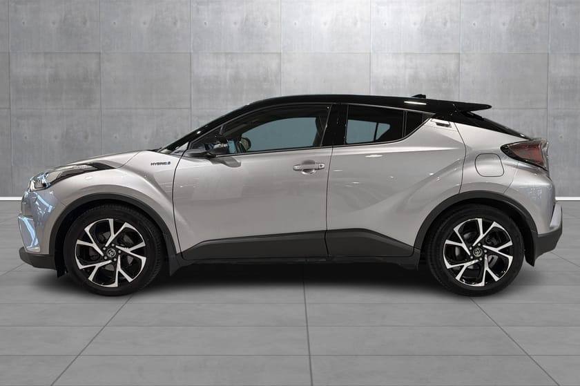 Bilde 2 av Toyota C-HR Hybrid 1,8 Dynamic Tech, Navi, Skinn og JBL