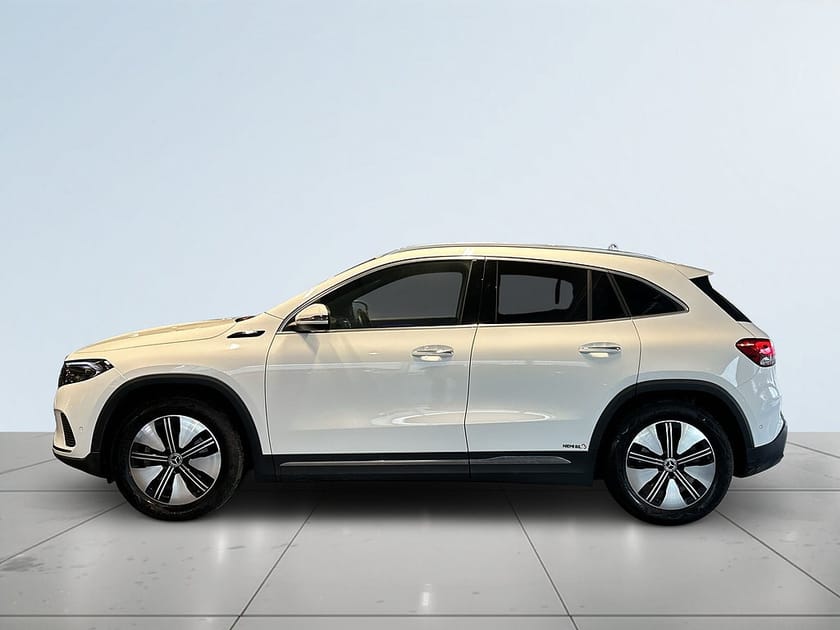 Bild 4 av Mercedes-Benz EQA 300 4MATIC Electric Art Line MOMS/Ad.Fhåll/Kamera/SoV