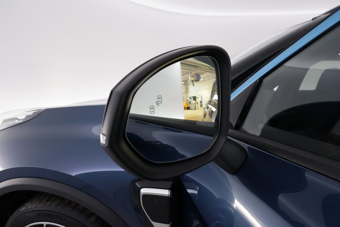 Lynk & Co 01 2023 - miniatyr 15