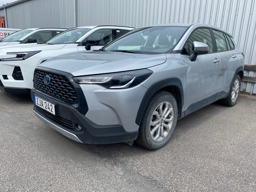 Bild 1 av Toyota Corolla Cross Hybrid AWD-i 2,0 ACTIVE PLUS