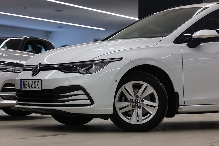 Bild 4 av Volkswagen Golf Sportscombi 1.5 TSI 150hk Base B-Kamera CarPlay