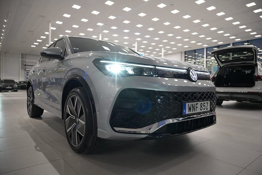 Bild 4 av Volkswagen Tiguan eHybrid R-Line SWE Edition- *T.O.M. 30/4!*