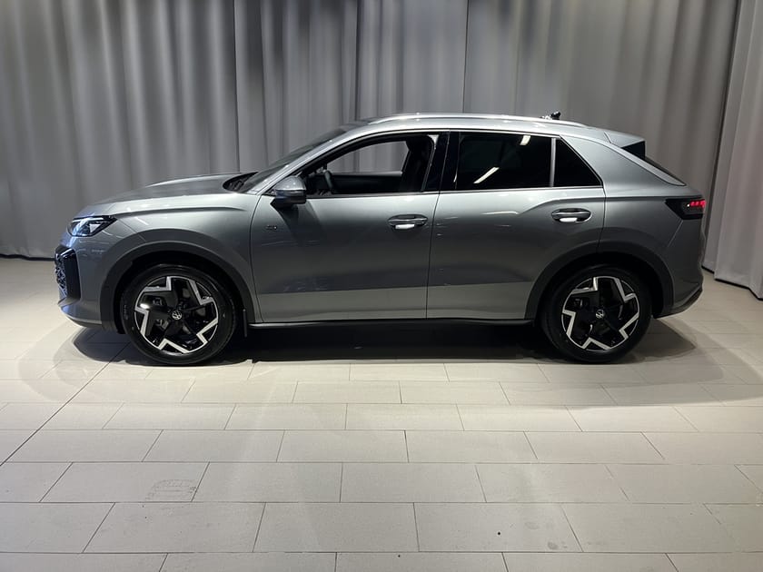 Bild 2 av Volkswagen T-Roc R-LINE  1.5 ETSI 150 HK DSG7