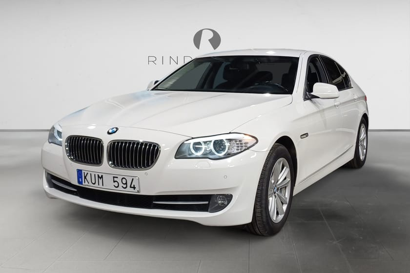 Bild 1 av BMW 523i Sedan 204 HK AUT SKINN DRAG PDC SPORTSTOL 17"