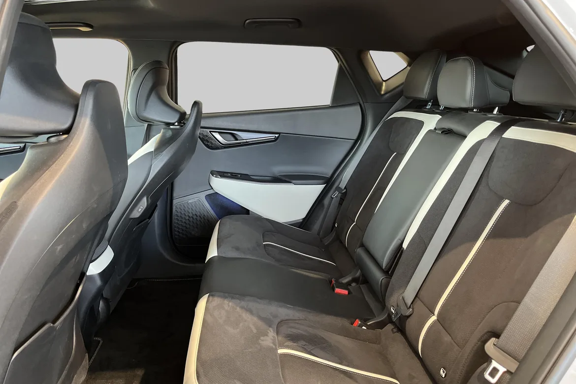 picture of a car