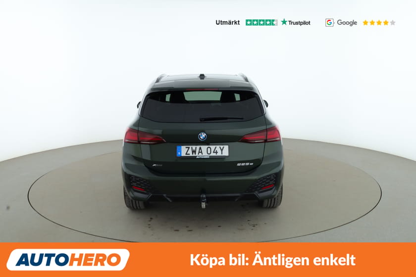 Bild 4 av BMW 225e xDrive Active Tourer M Sport / Drag, Pano, P-assist