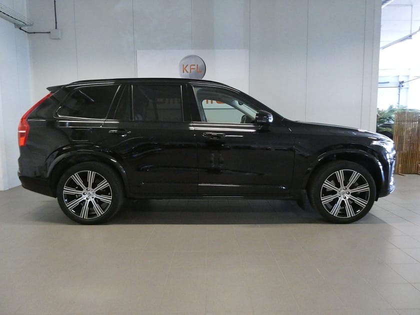 Bild 4 av Volvo XC90 7-seater Recharge T8 AWD Ultimate 7Sits-360-HU-Pano-Drag-H&K-SoV