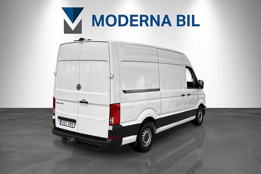 Bild 5 av Volkswagen Crafter 35 2.0 TDI 177hk L2H2 Aut Dragkrok D-värm Bkam Nyservad