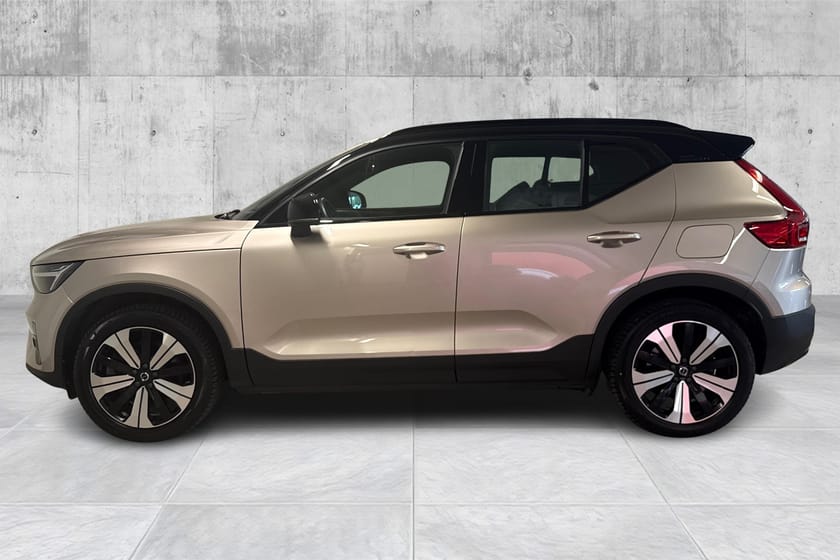 Bilde 2 av Volvo XC40 Recharge singel motor Plus/Varmepumpe/ACC/Kamera