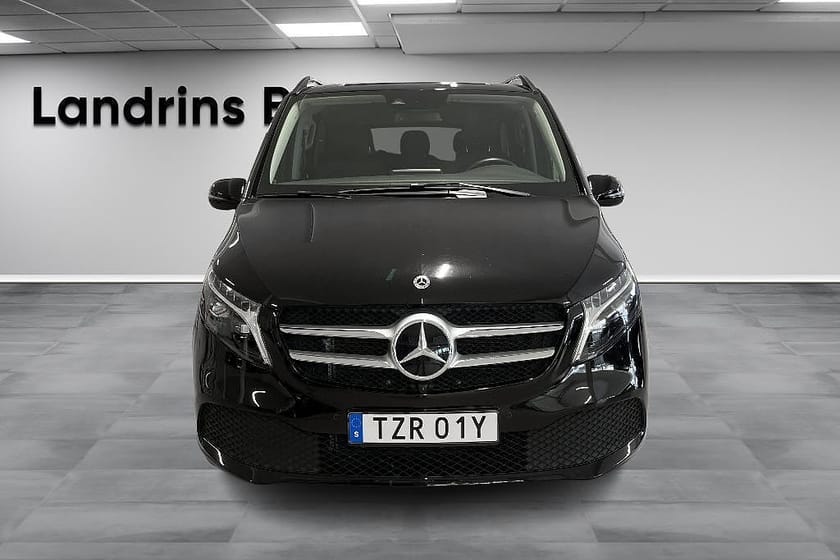 Bild 2 av Mercedes-Benz V 250d 3.2t 250 Lång Avantgarde 8-Sits Automat