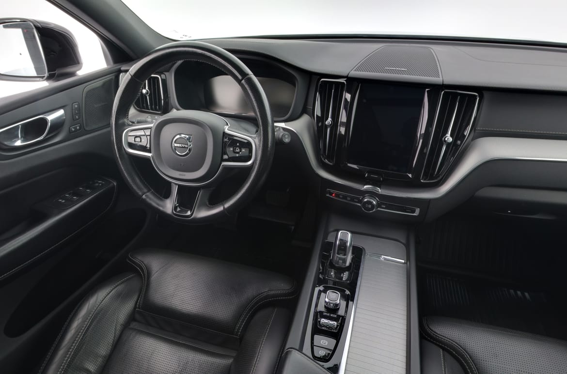 Volvo XC60 2019 - miniatyr 8
