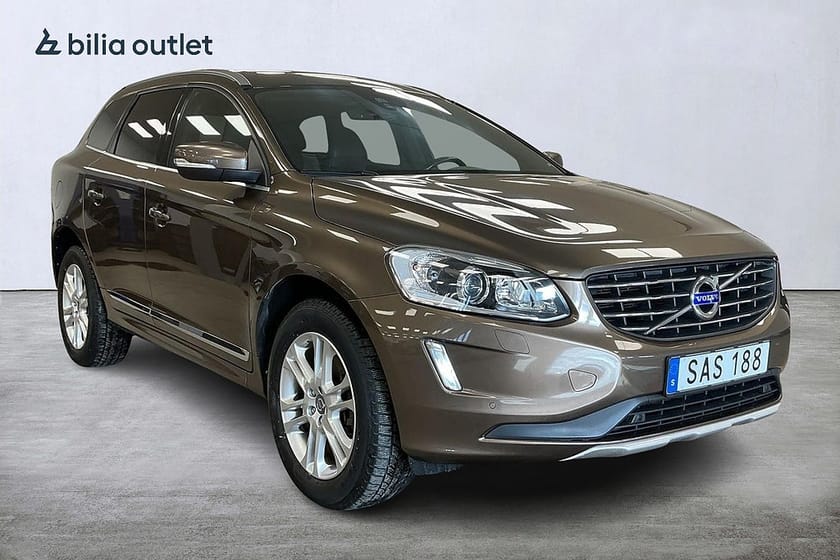 Bild 2 av Volvo XC60 D4 Summum Nyservad Panorama Skinn Navigation
