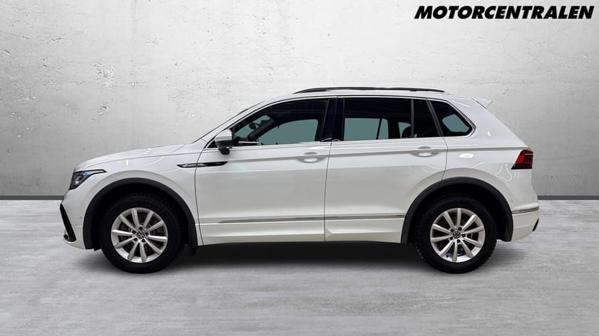 Bild 3 av Volkswagen Tiguan R-LINE 2.0TDI 200HK 4M/Drag/Backkamera/Värmare
