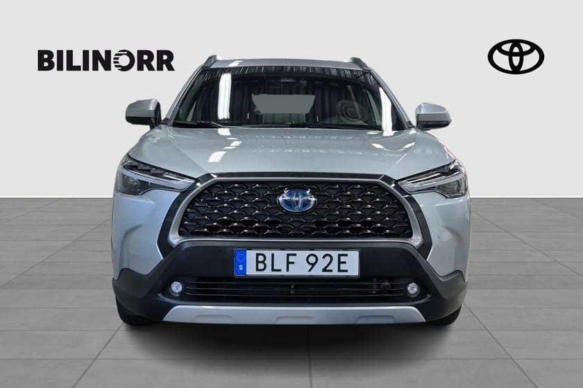 Bild 5 av Toyota Corolla Cross Hybrid AWD-i 2,0 Style Pluspaket | Vinterhjul | Motorvärmare |