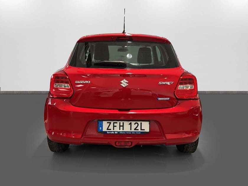Bild 4 av Suzuki Swift Hybrid 83hk Vinterhjul Farthållare 2483 mil
