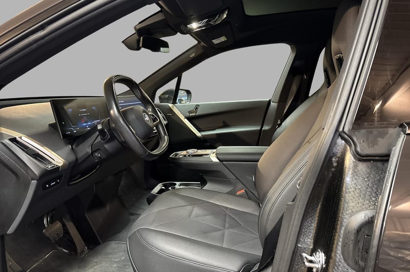 Bilde 5 av BMW iX xDrive40 xDrive40, H/K, Laser, SkyLounge, Adp-Cruise, H.Feste