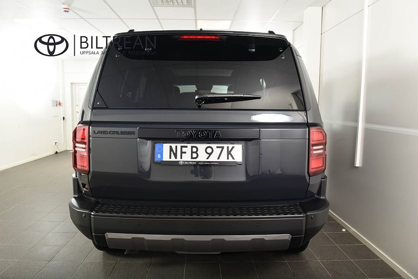 Bild 4 av Toyota Land Cruiser 2.8 4WD Executive MOMS