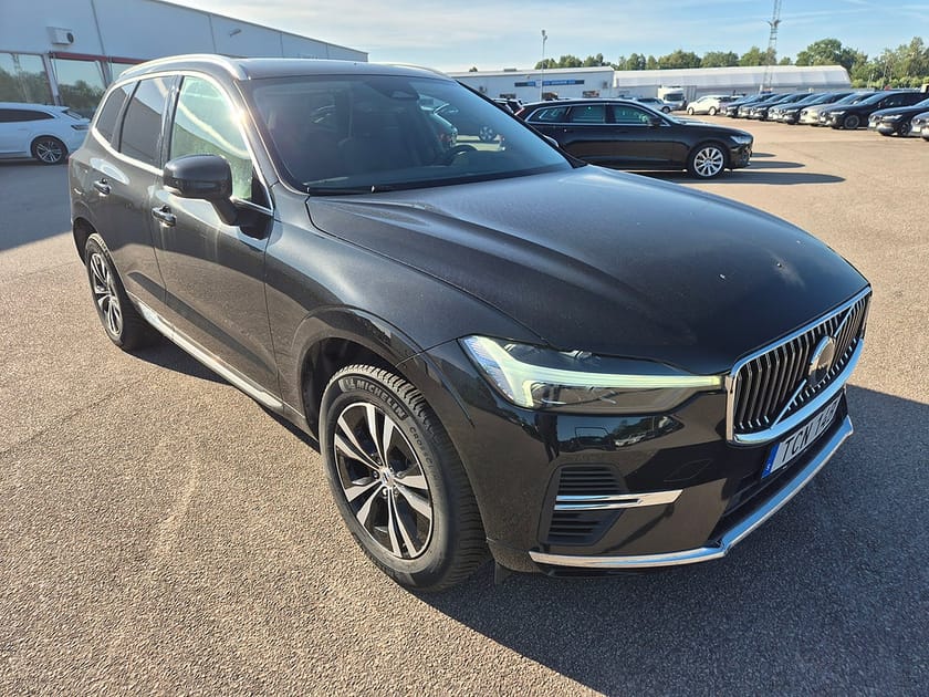 Bild 4 av Volvo XC60 T6 Recharge Core Bright plug in AWD 350HK 4x4 Panorama