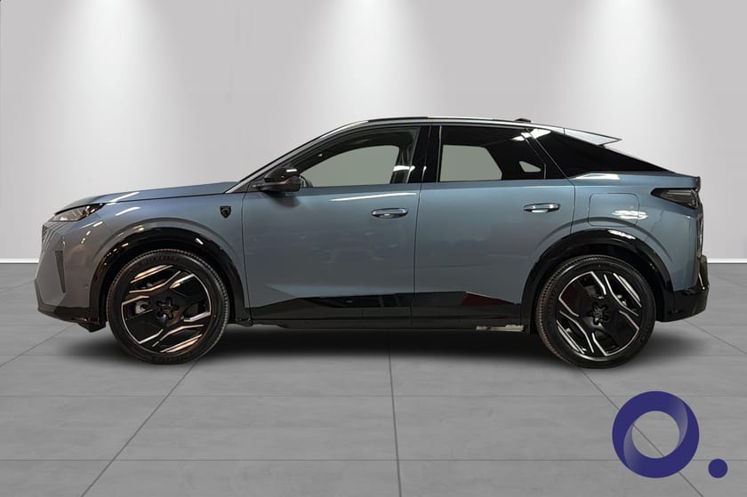Bilde 2 av Peugeot E-3008 Dual Motor GT Executive 4x4 | ADAPTIV CRUISE, FOCAL, PANORAMA++