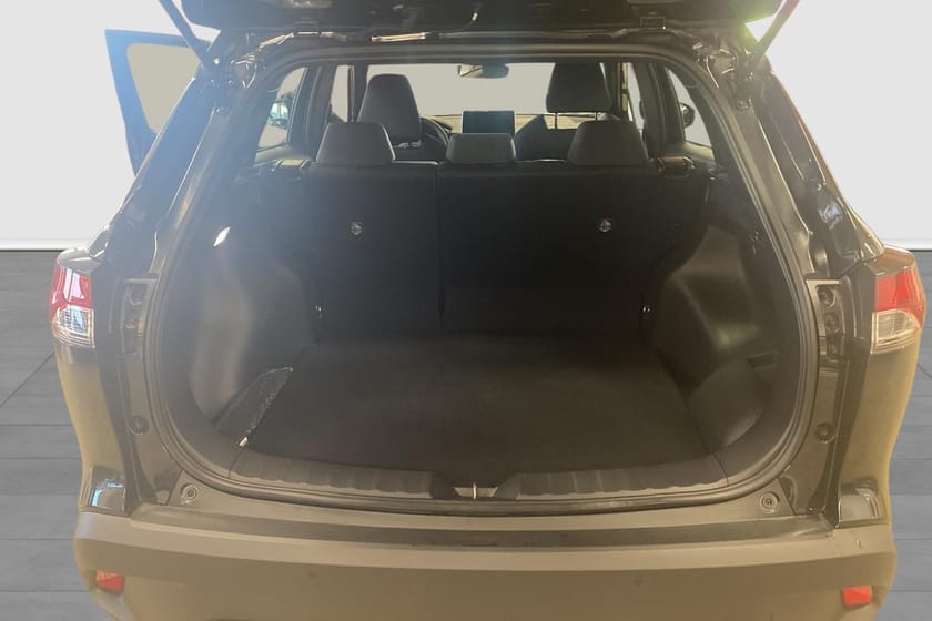 Bild 3 av Toyota Corolla Cross Hybrid AWD-i V-hjul