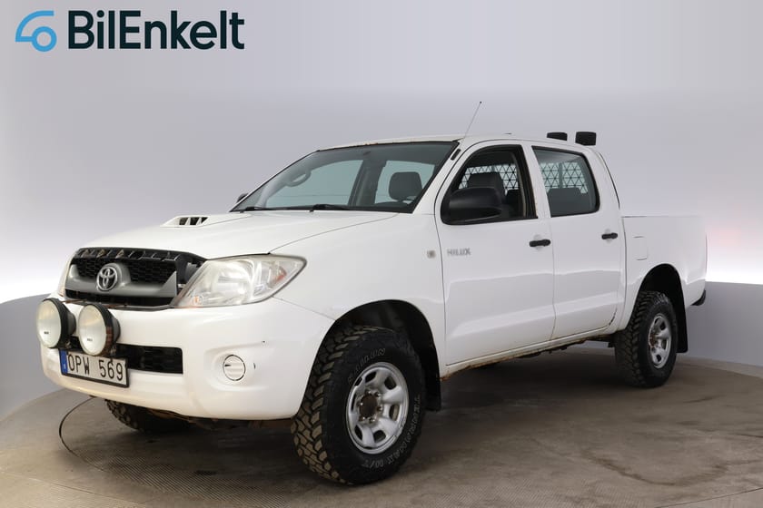 Bild 4 av Toyota Hilux Dubbelhytt 2.5 4X4 Manuell Drag Webasto