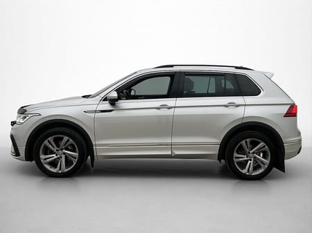 Volkswagen Tiguan 4M R-Line Värmare Dragkrok Cockpit Kamera
