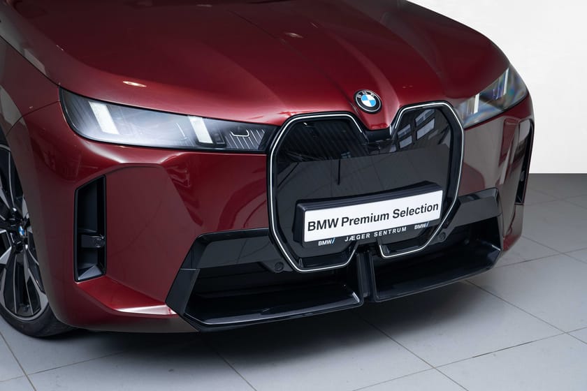 Bilde 4 av BMW iX xDrive60 6,29% Rente-SuperCharge-Luftfjæring-4Hjulstyring-Skinn