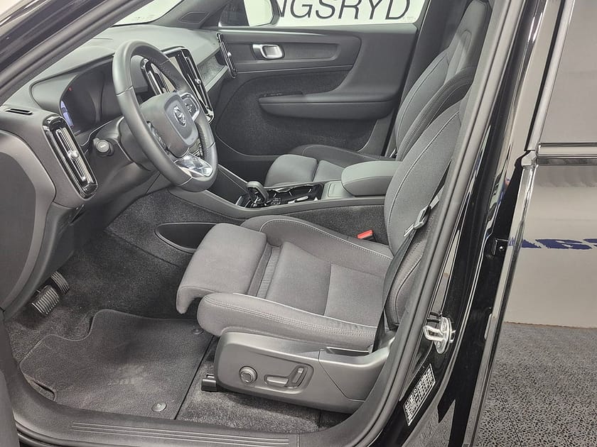 Bild 2 av Volvo XC40 Recharge Plus 231HK elbil
