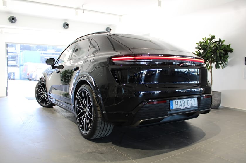 Bild 2 av Porsche Macan Turbo 