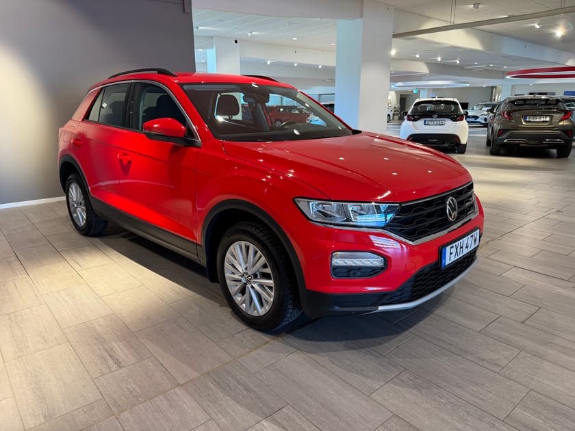 Bild 4 av Volkswagen T-Roc 1.0 TSI 110hk | Teknik pkt Navi B-Kamera