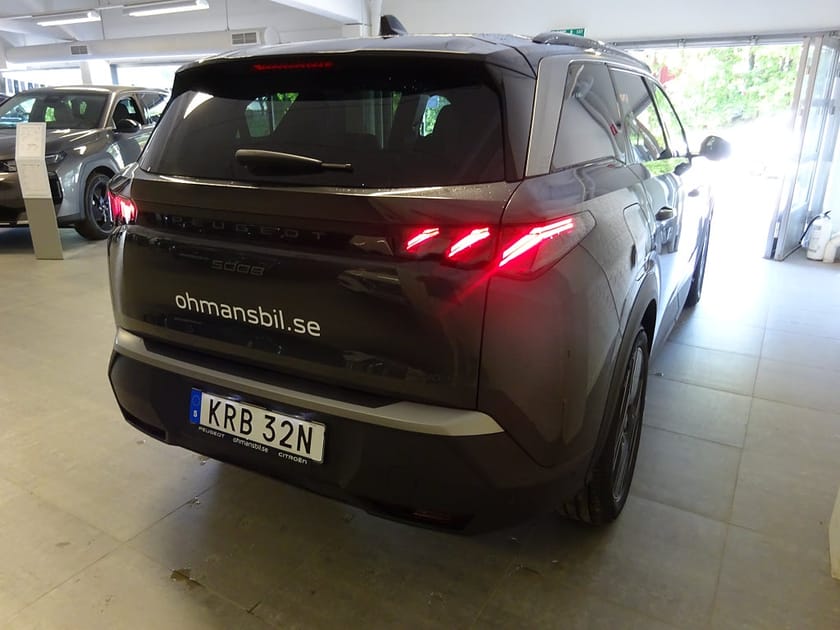 Bild 3 av Peugeot 5008 Plug-In Hybrid GT Ultimate e-DSC