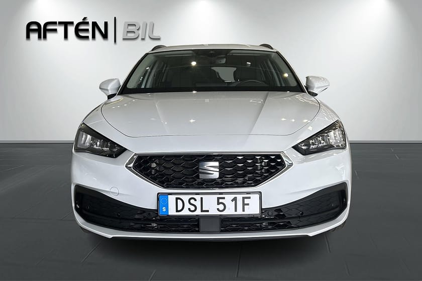 Bild 3 av SEAT Leon Sportstourer ST 1.5 eTSI 150hk *PRIVATLEASING * V-HJUL Drag P-värmare