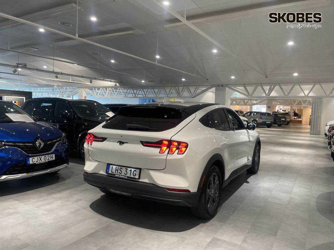 Ford Mustang Mach-E Long Range, 294hp, 2021