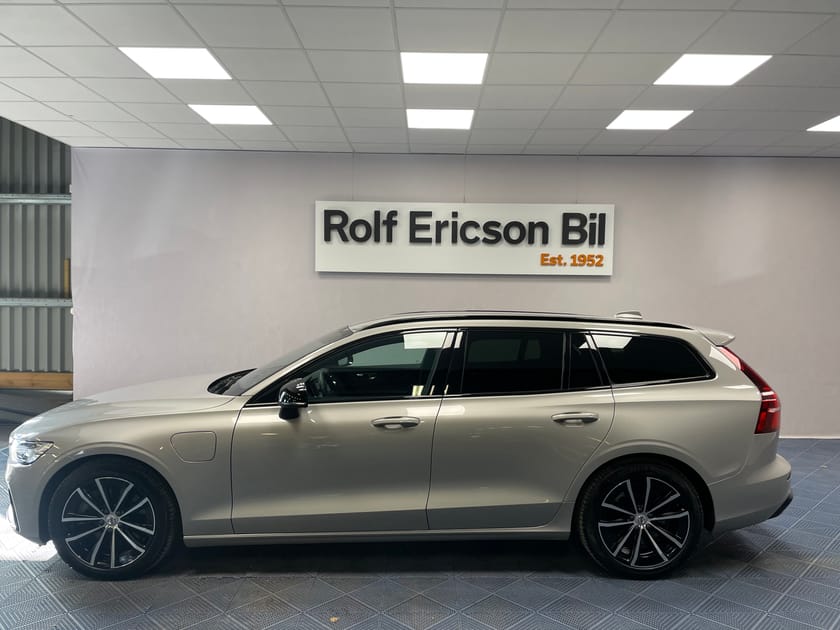 Bild 2 av Volvo V60 T6 Plus Dark