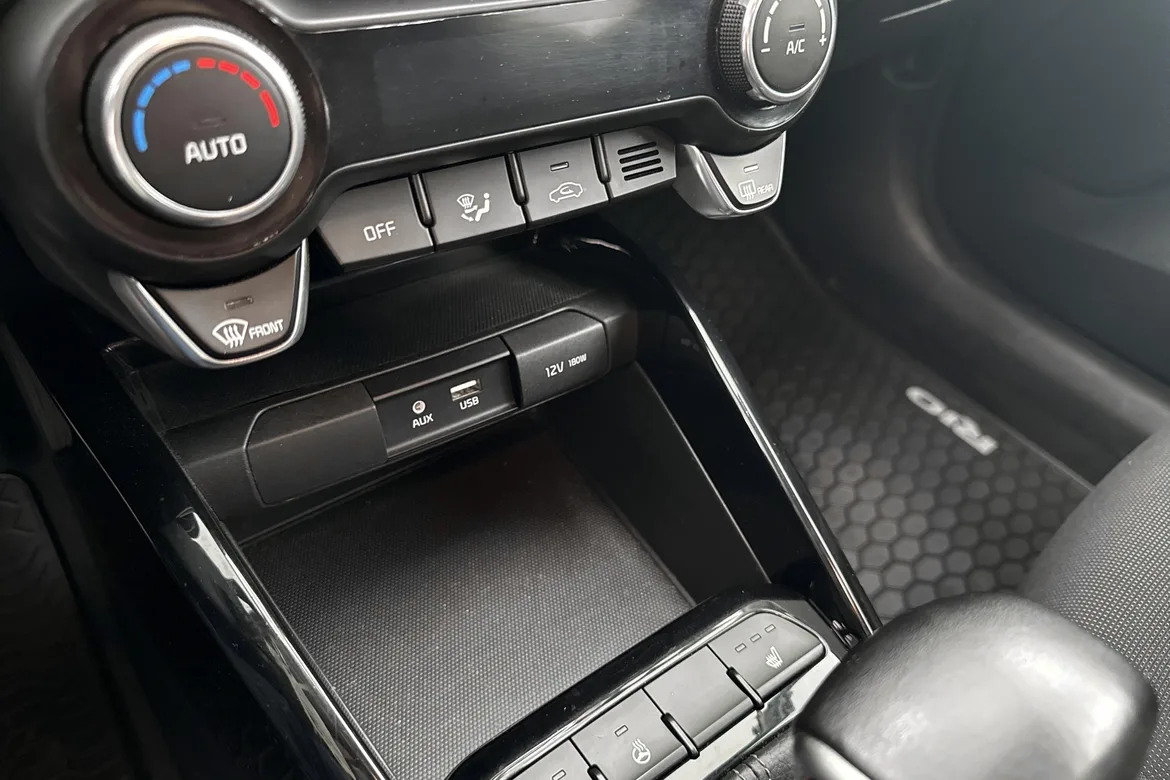 picture of a car