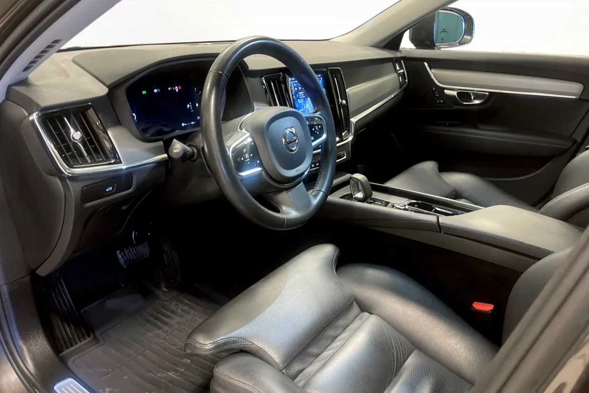 Volvo V90 Cross Country