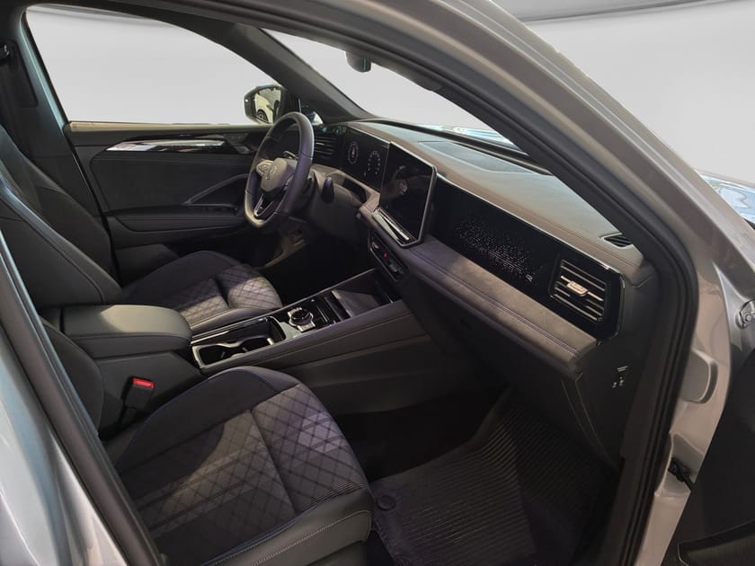 Bild 5 av Volkswagen Tiguan R-LINE TDI 193 HK DSG7 4M