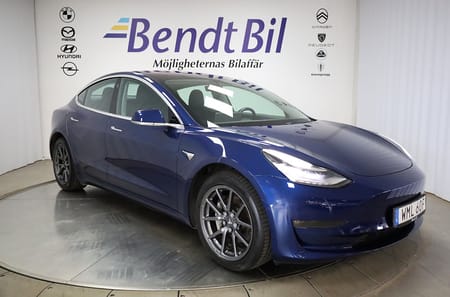 Tesla Model 3 Long Range AWD 440hk | Autopilot | Panorama